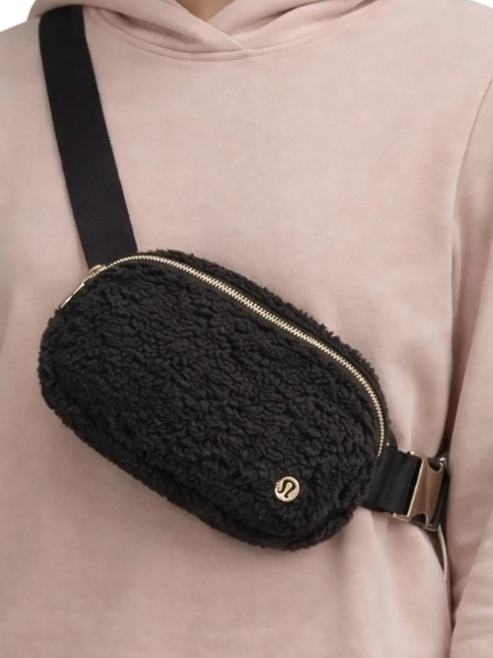 lululemon athletica Black Sherpa Crossbody Belt Bag with Gold Hardware